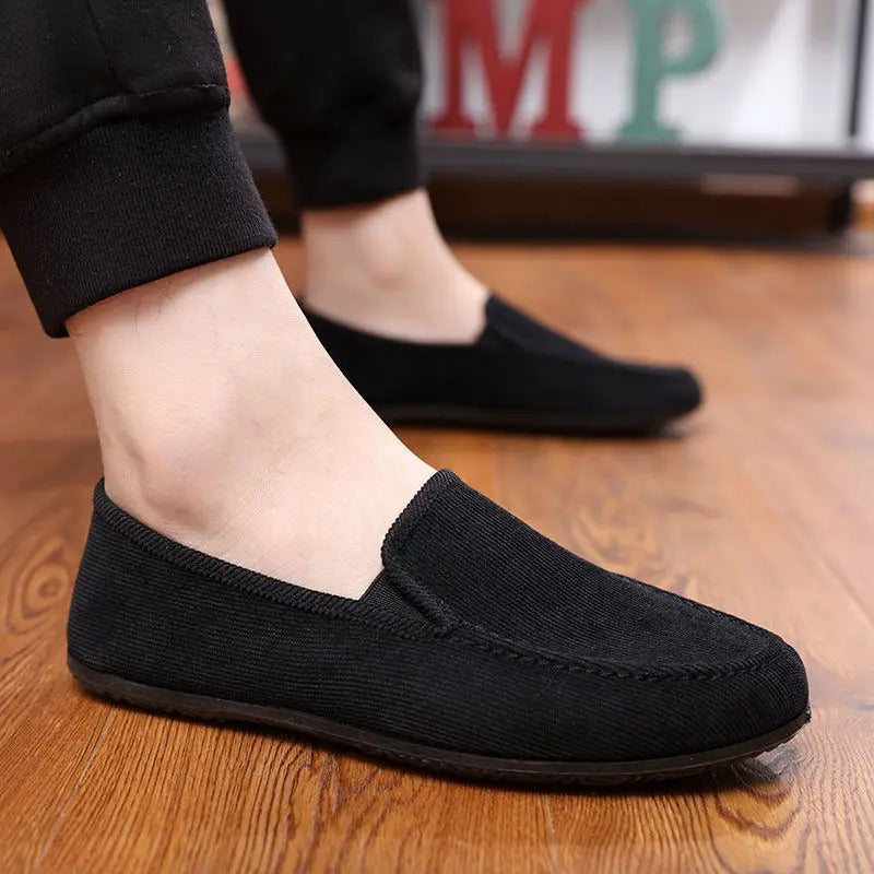 Men’s Big Size Slip-On Loafers – Soft, Breathable Summer Moccasins.